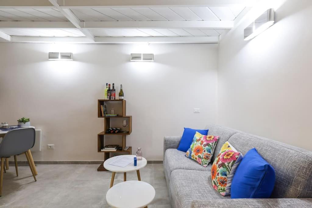 Cozy Loft Navigli, Close To Duomo And Bocconi - Italy Flat Vacation