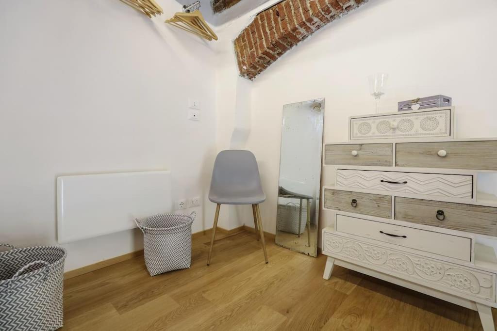 Apartment Cozy Loft Navigli, Close To Duomo And Bocconi - Italy Flat Vacation