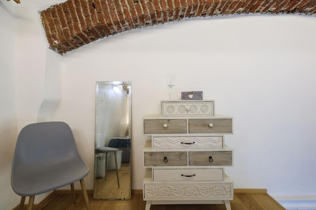 Cozy Loft Navigli, Close To Duomo And Bocconi - Italy Flat Vacation